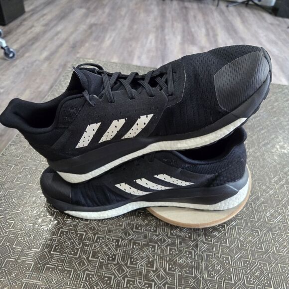 ? Adidas Solardrive ST M D97443 Mens Running Shoes Size 11.5 main image 11